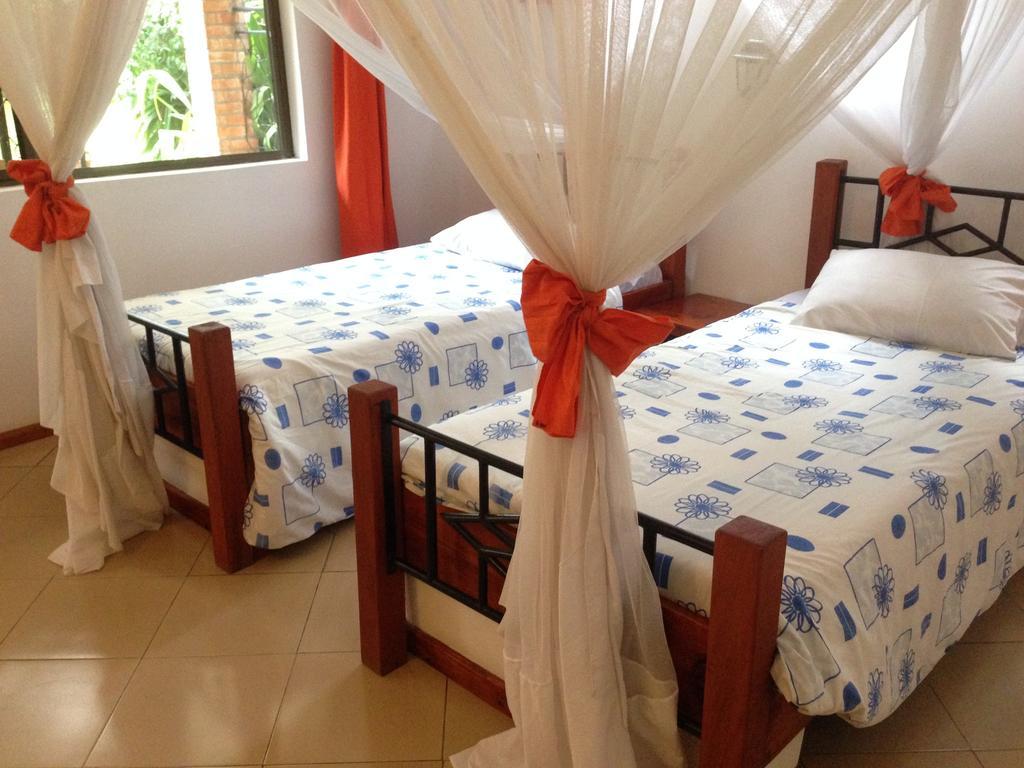 Outpost Lodge Arusha Szoba fotó